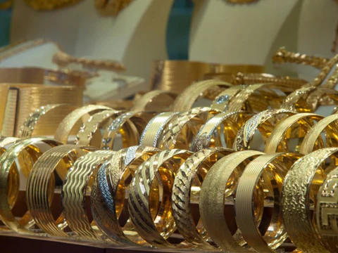 The Role of Jewelers in Celebrating Life’s Milestones